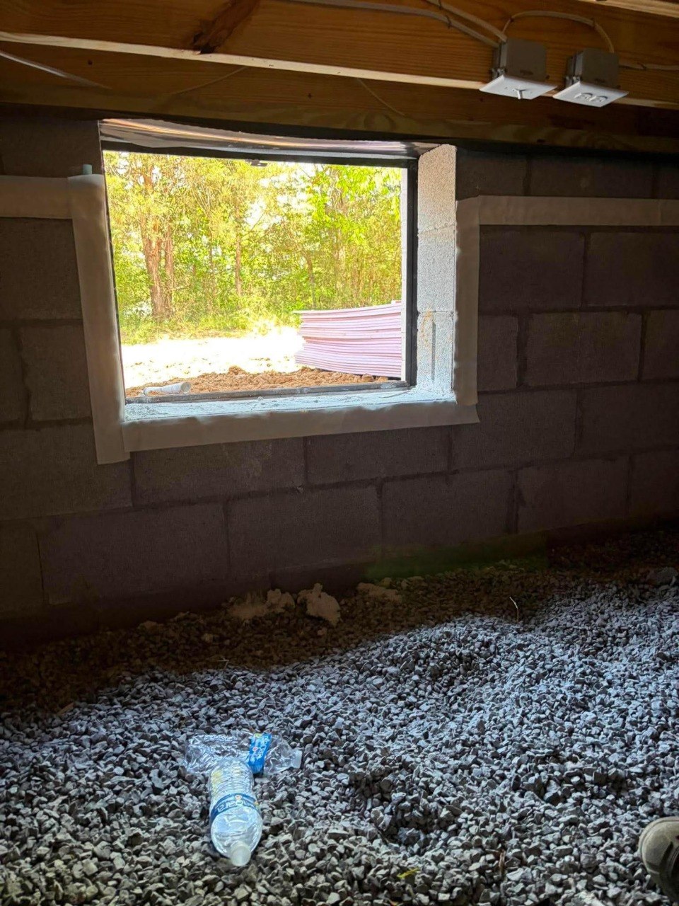 Signs Your Crawl Space May Have a Moisture Problem
